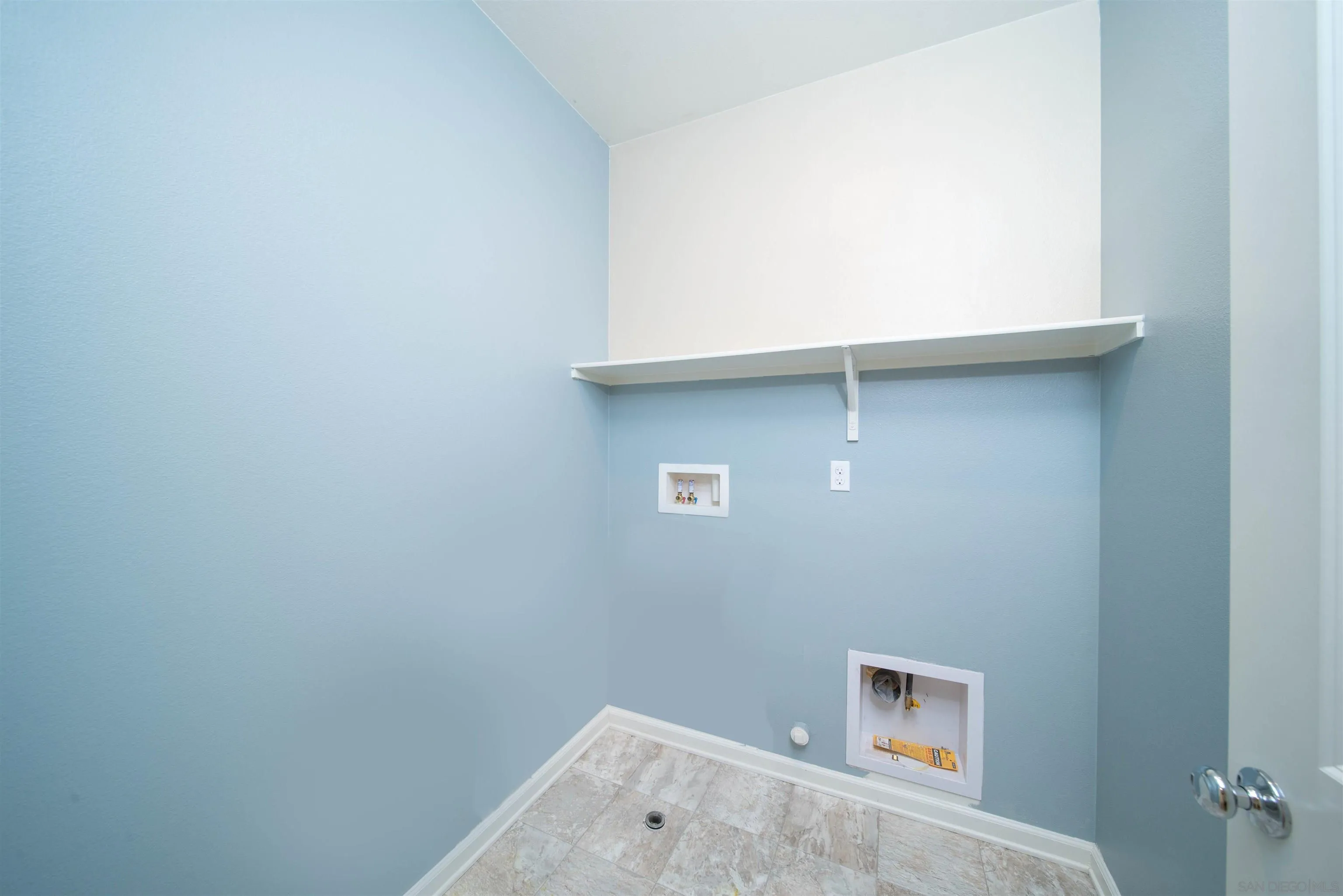 31556 Alicante Loop Winchester, CA 92596 - Photo 28 of 46 a view of a small space