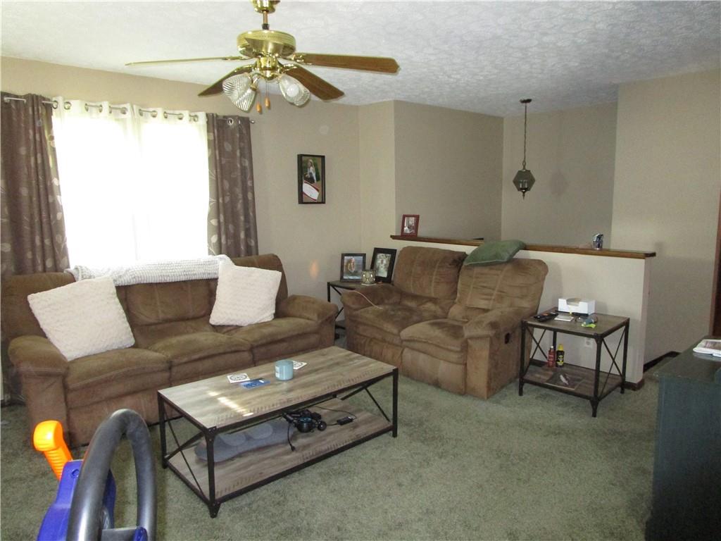 2872 Gull Lane Transfer, PA 16154 - Photo 11 of 26
