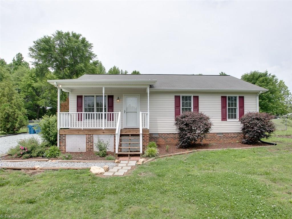 311 Lake Latham Road Mebane, NC 27302 - Photo 5 of 30 Gallery Image 5