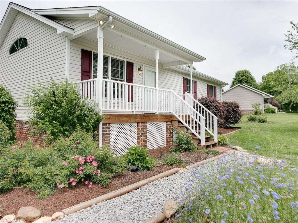 311 Lake Latham Road Mebane, NC 27302 - Photo 6 of 30 Gallery Image 6