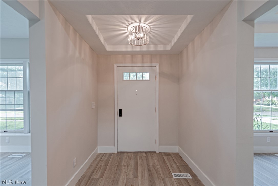 2182 Middlefield Road Cleveland Heights, OH 44106 - Photo 2 of 32 Gallery Image 2