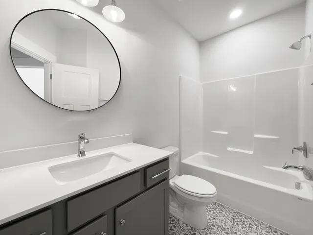 $399,000 | 513 New Regenia Place, Ridgeville, SC 29472