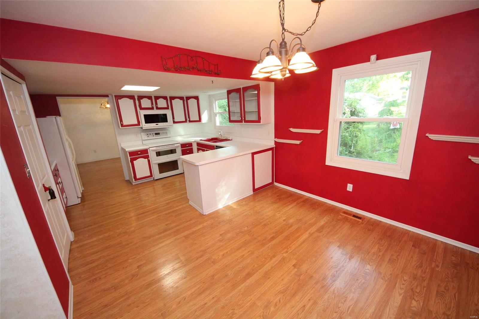 3104 Bowman Ridge St. Charles, MO 63301 - Photo 10 of 35 Gallery Image 10