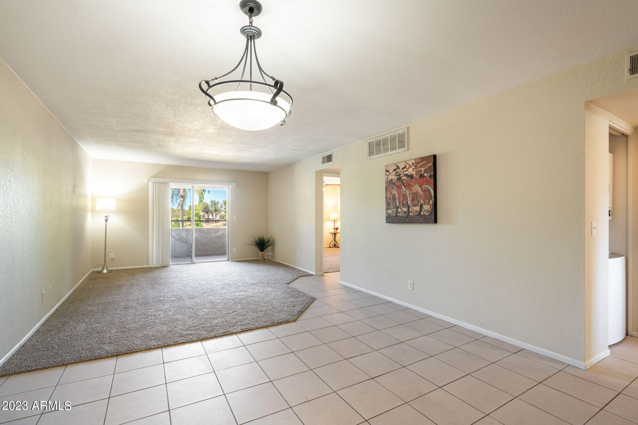 4050 East Cactus Road, Unit 207 Phoenix, AZ 85032 - Photo 3 of 20 GREAT ROOM 2
