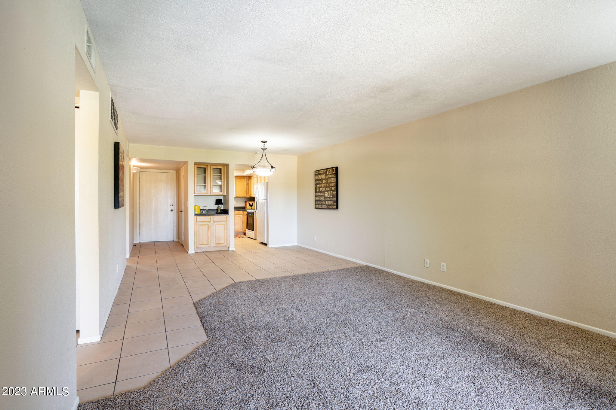 4050 East Cactus Road, Unit 207 Phoenix, AZ 85032 - Photo 5 of 20 GREAT ROOM 4