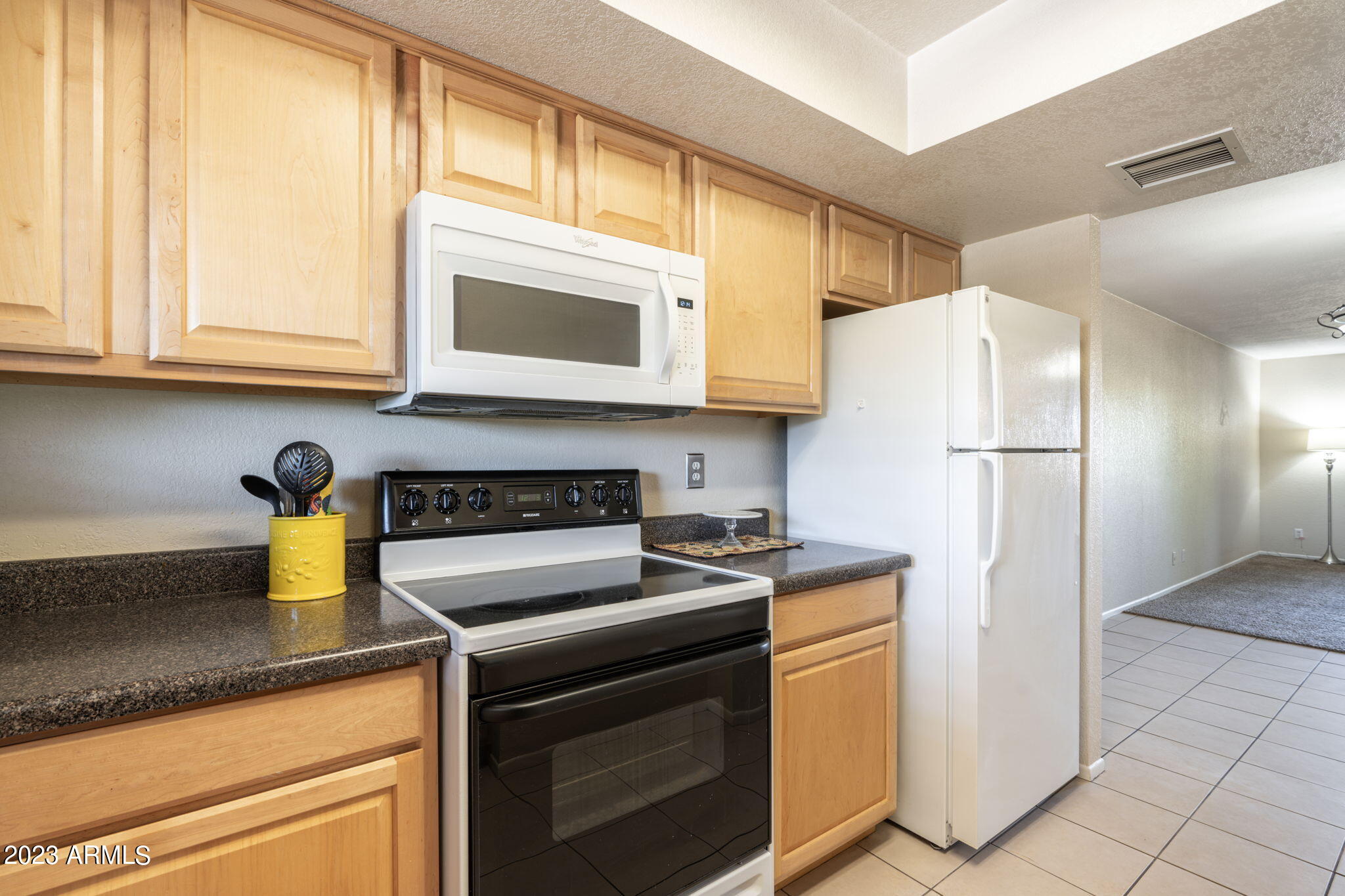 4050 East Cactus Road, Unit 207 Phoenix, AZ 85032 - Photo 8 of 20 KITCHEN 2