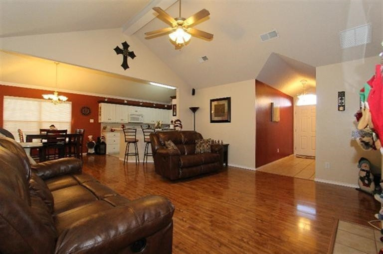 6513 91st Street Lubbock, TX 79424 - Photo 3 of 10 Add'l Living Room
