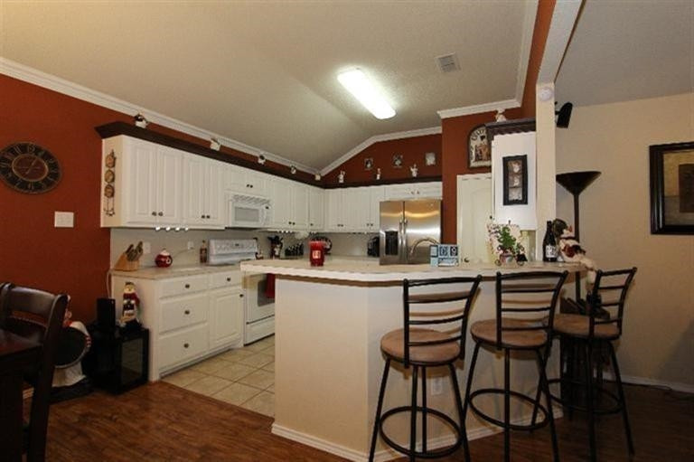 6513 91st Street Lubbock, TX 79424 - Photo 4 of 10 Kitchen