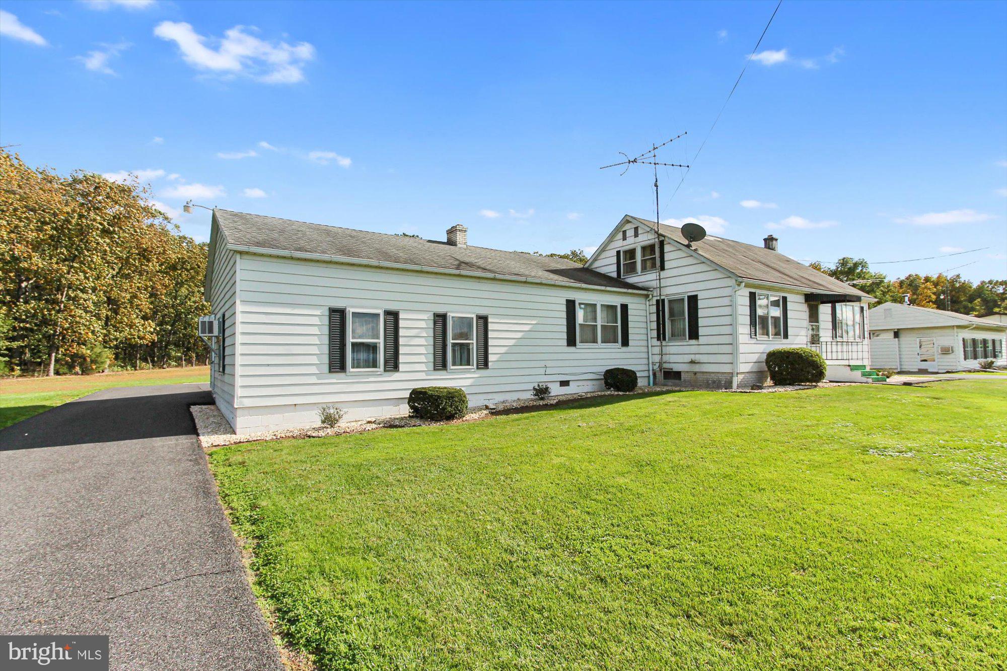 444 Rentzel Road Gettysburg, PA 17325 - Photo 3 of 26 Gallery Image 3