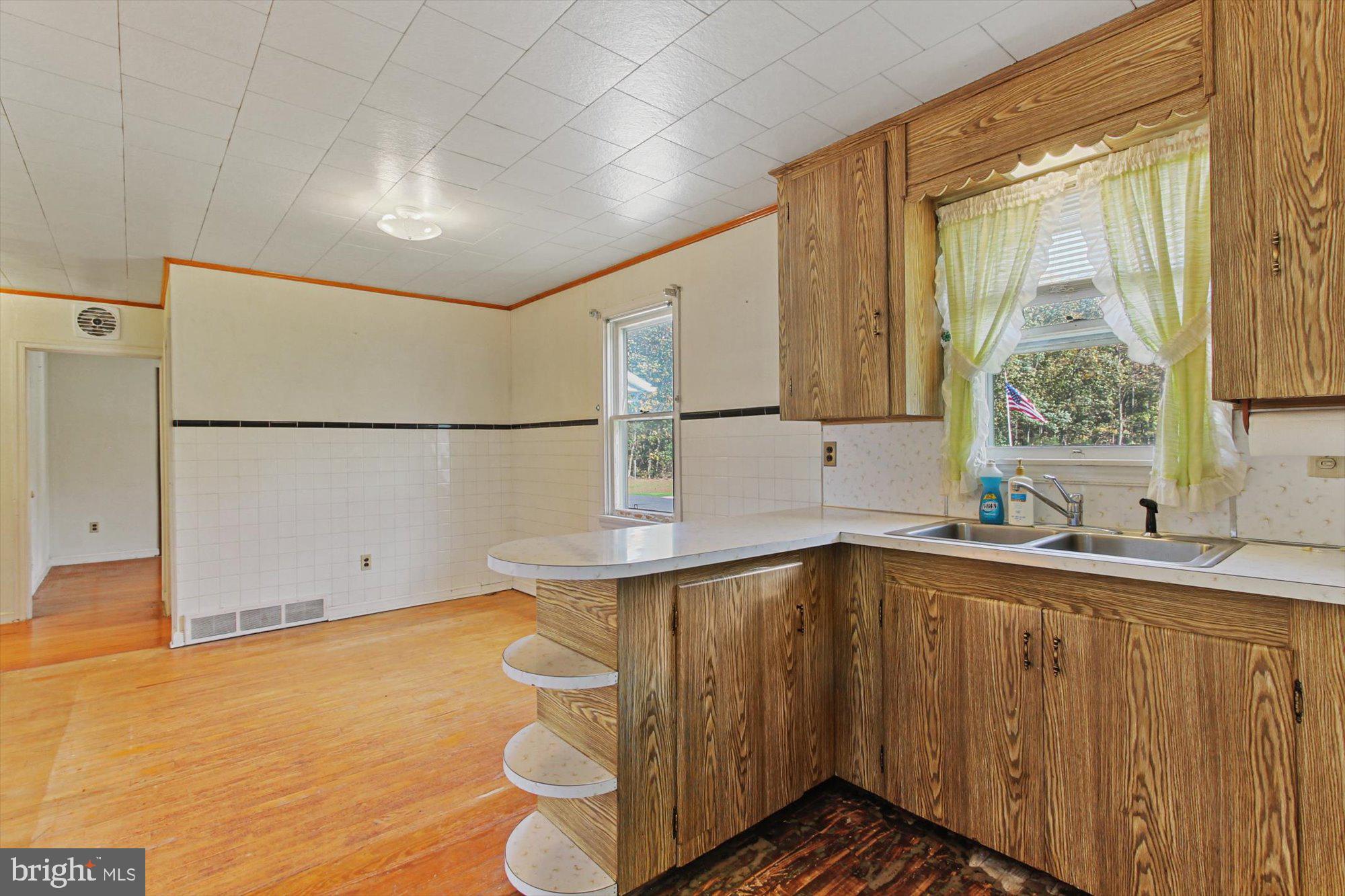 444 Rentzel Road Gettysburg, PA 17325 - Photo 8 of 26 Gallery Image 8