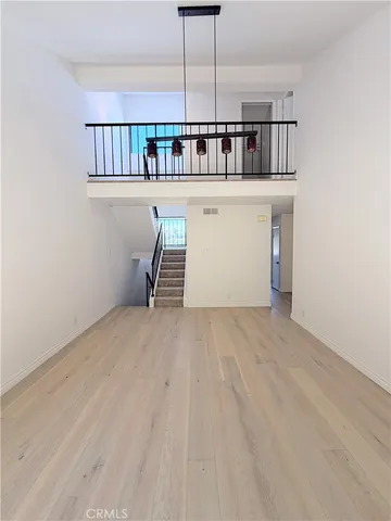 a view of a house with entryway