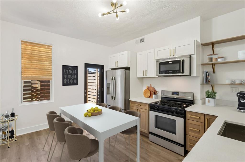 5339 Carnegie Street Pittsburgh, PA 15201 - Photo 11 of 37