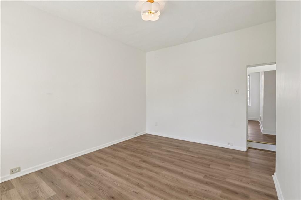 5339 Carnegie Street Pittsburgh, PA 15201 - Photo 18 of 43 Primary