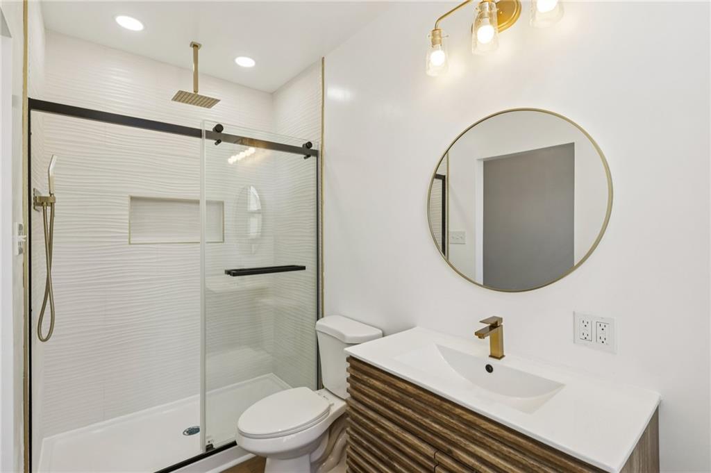 5339 Carnegie Street Pittsburgh, PA 15201 - Photo 22 of 43 Primary