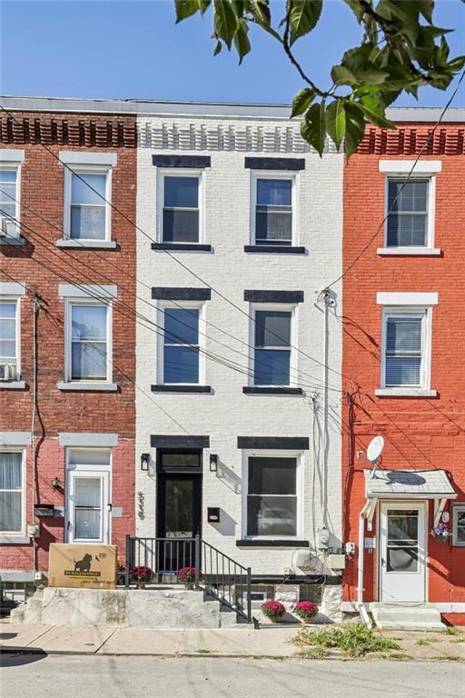 5339 Carnegie Street Pittsburgh, PA 15201 - Photo 4 of 43