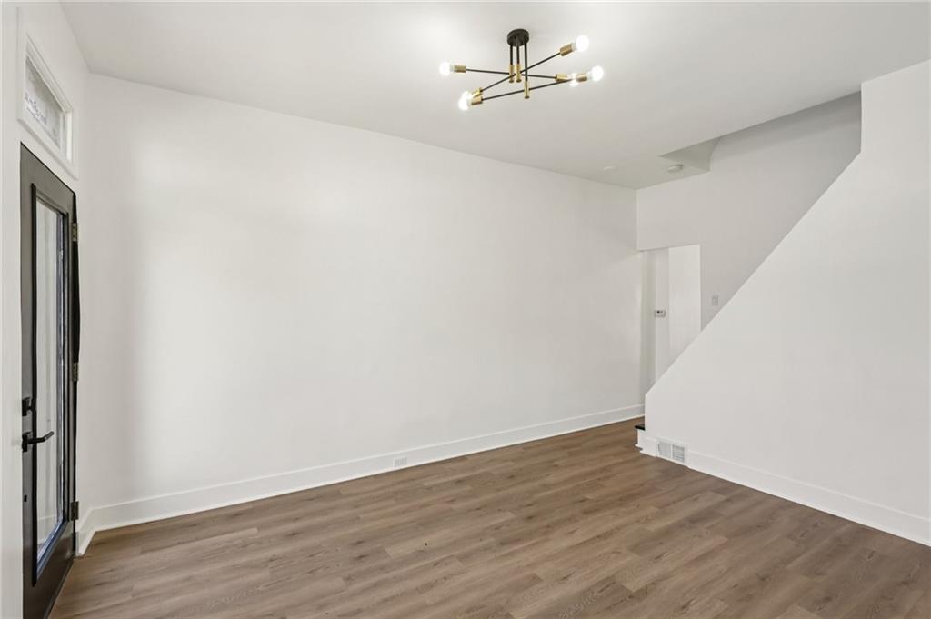 5339 Carnegie Street Pittsburgh, PA 15201 - Photo 8 of 43