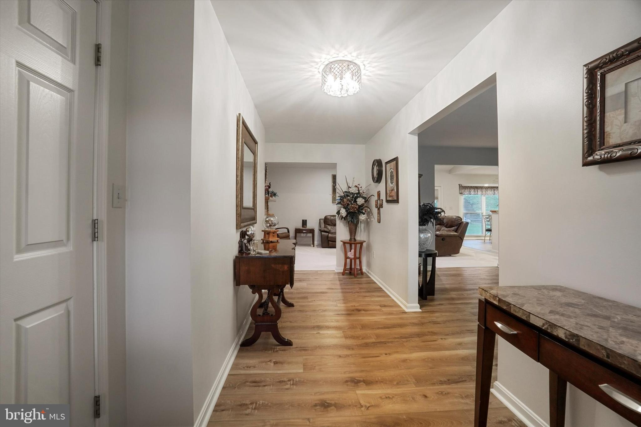 3588 Cimmeron Road York, PA 17402 - Photo 8 of 42 Gallery Image 8