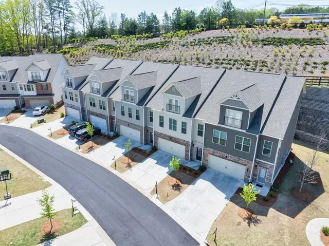 $449,900 | 2130 Manor Pointe Drive, Cumming, GA 30041