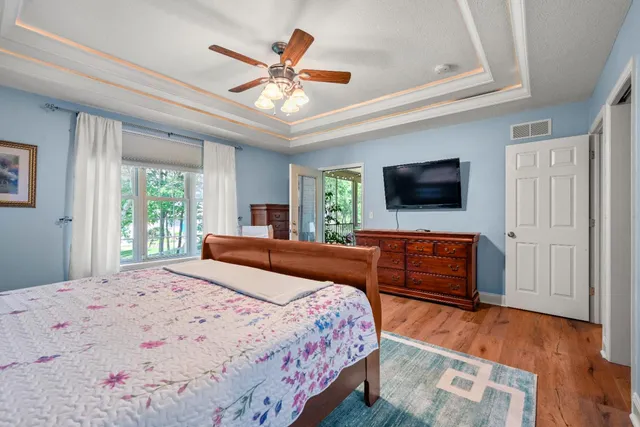 $585,000 | 1698 Colorado Drive, Lawrenceburg, IN 47025