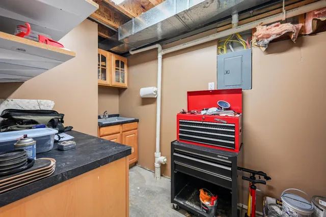 $585,000 | 1698 Colorado Drive, Lawrenceburg, IN 47025