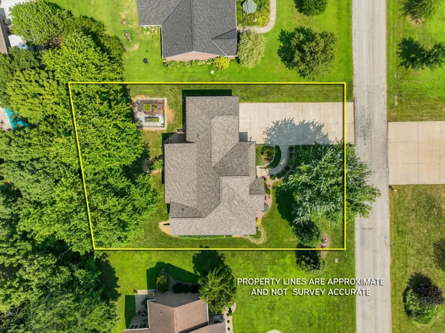 $585,000 | 1698 Colorado Drive, Lawrenceburg, IN 47025