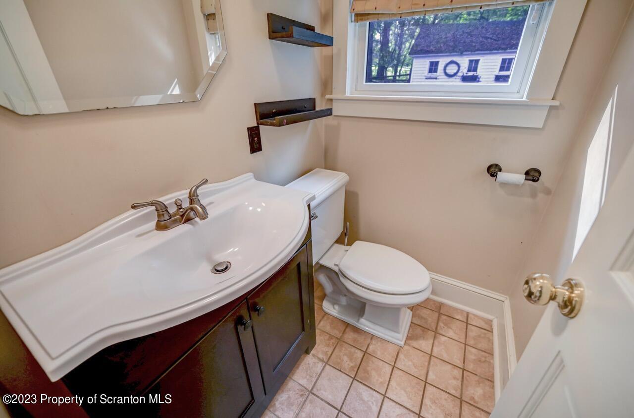 108 Carbondale Road Waverly, PA 18471 - Photo 38 of 76 Gallery Image 38