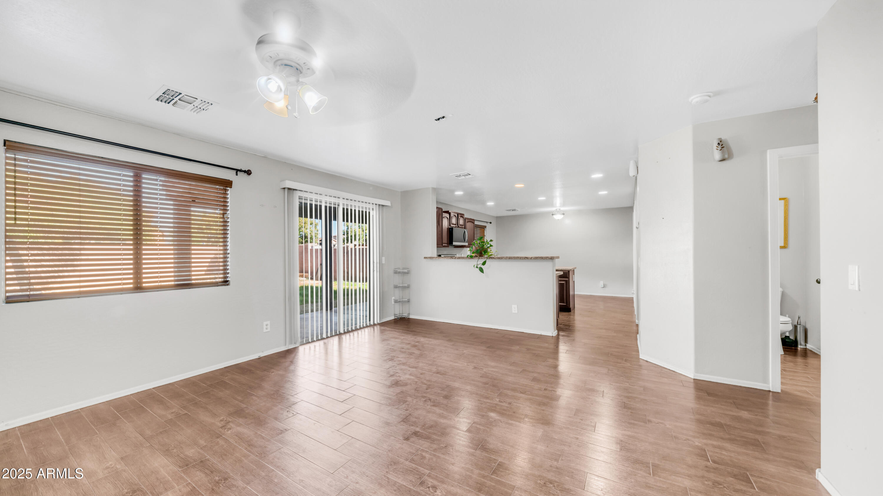8650 West Payson Road Tolleson, AZ 85353 - Photo 13 of 28 8650 W Payson Rd (12)