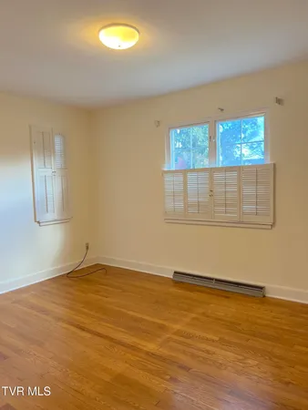 $1,800 | 1613 Belmeade Drive, Kingsport, TN 37664