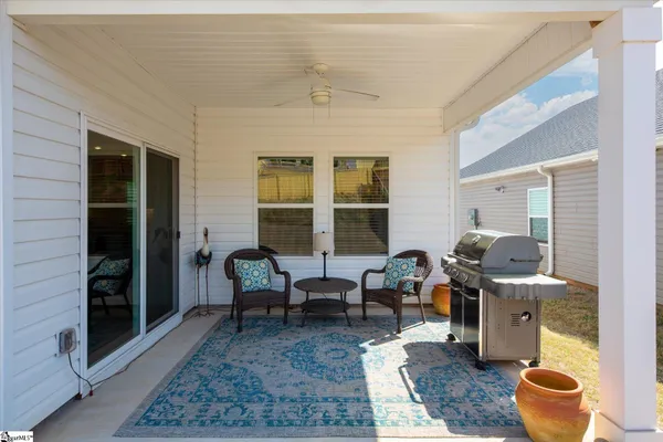 $300,000 | 135 Lavinia Circle, Duncan, SC 29334