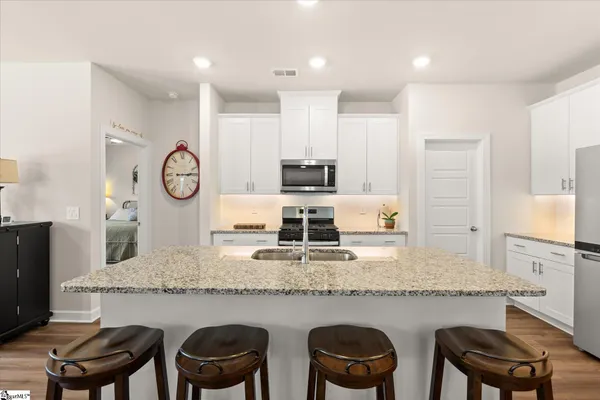 $300,000 | 135 Lavinia Circle, Duncan, SC 29334