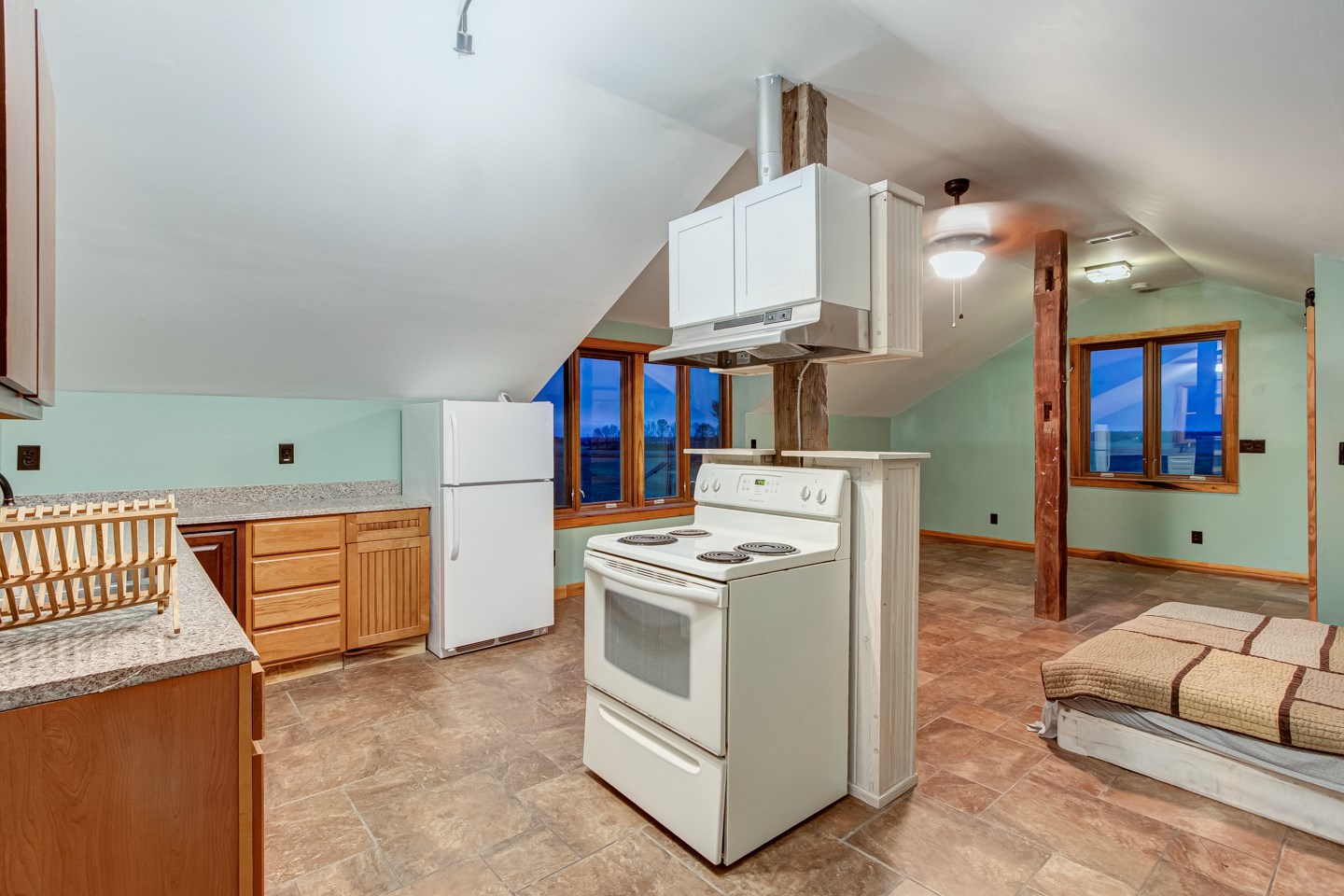 1001 Oliver Road Wadesville, IN 47638 - Photo 16 of 36 Gallery Image 16