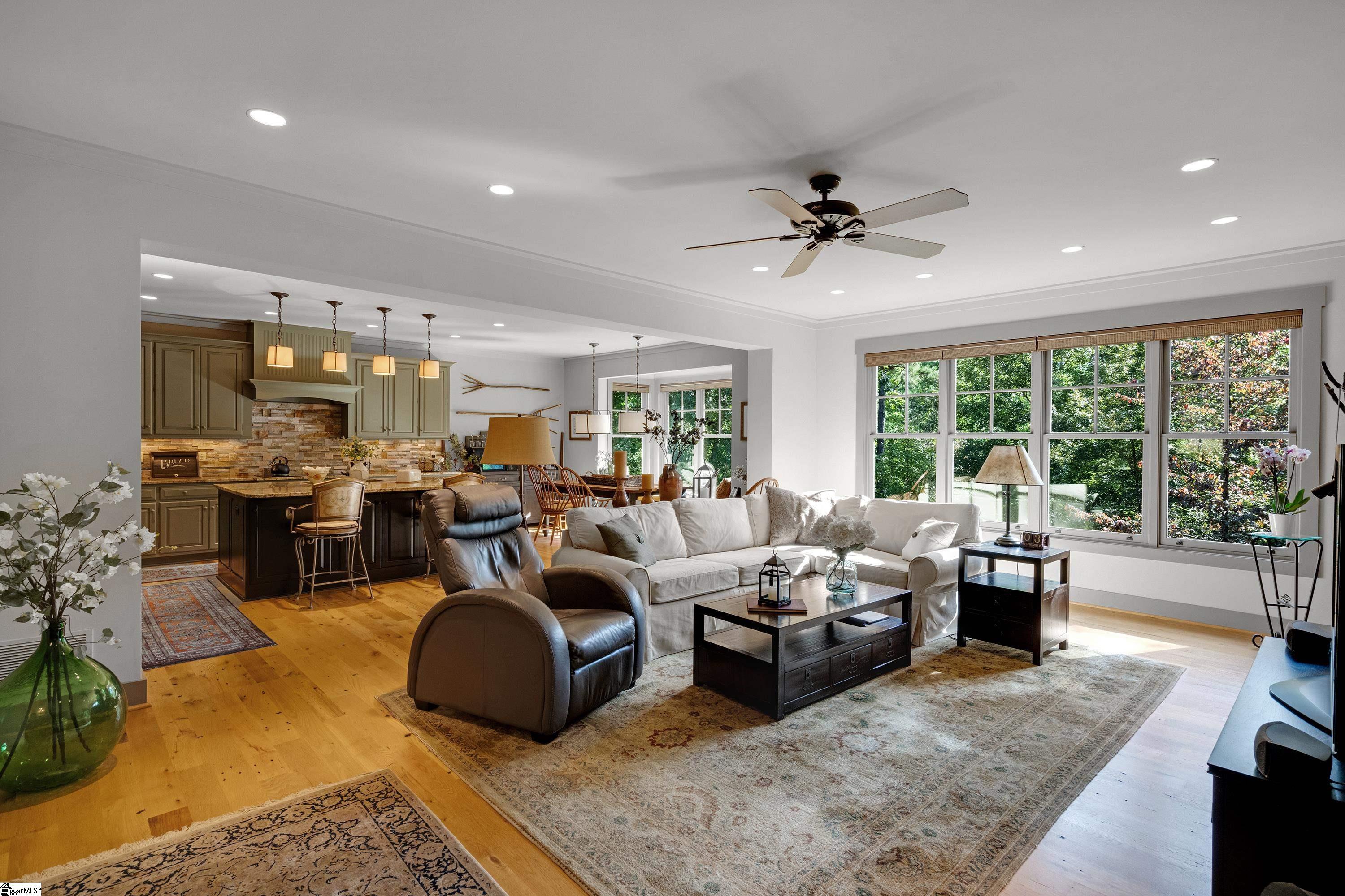 201 Augusta Way Sunset, SC 29685 - Photo 5 of 36