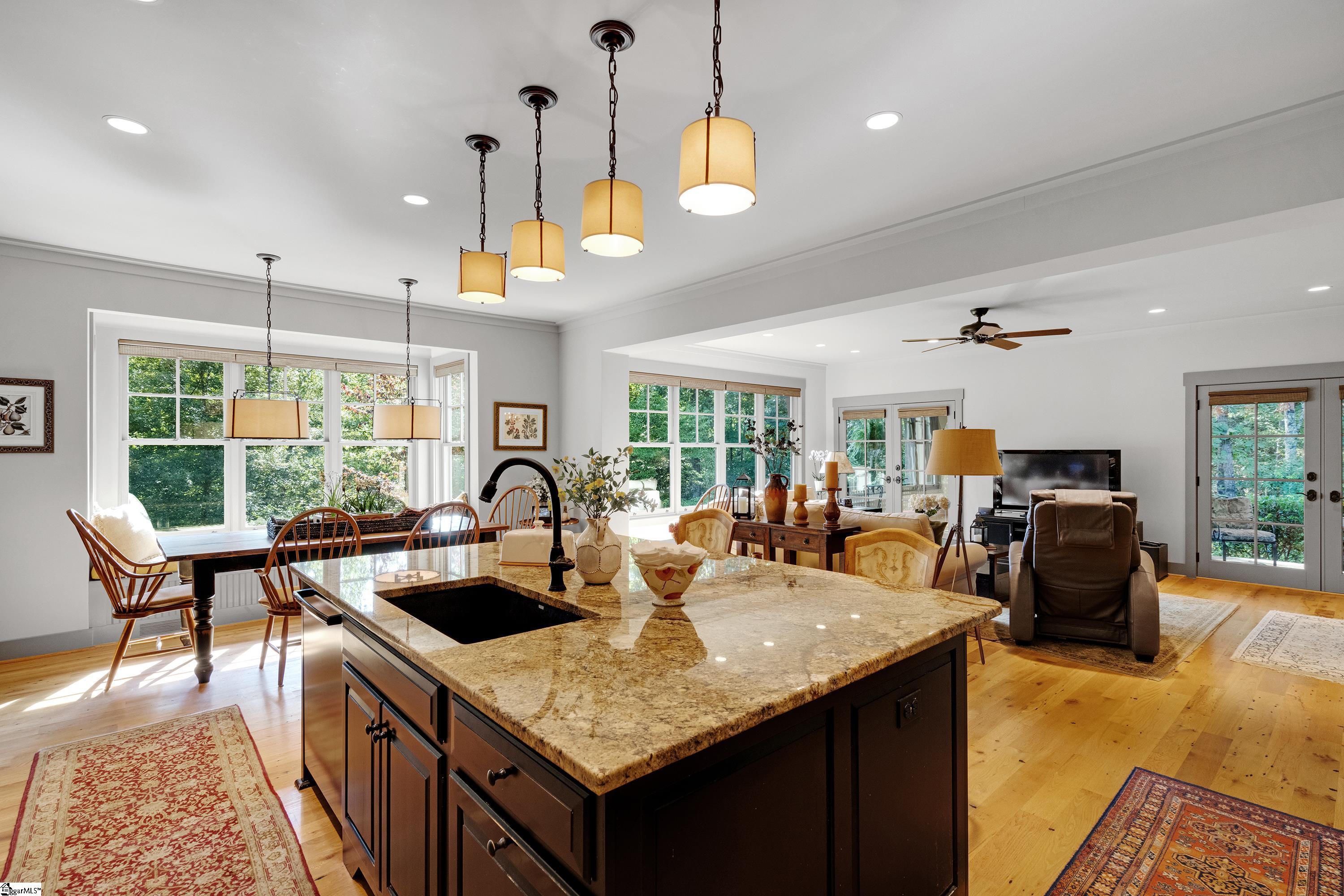 201 Augusta Way Sunset, SC 29685 - Photo 6 of 36