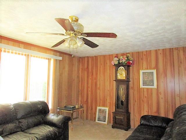 121 Chapelcross Road Vance, SC 29163 - Photo 6 of 16 Living Room (1)