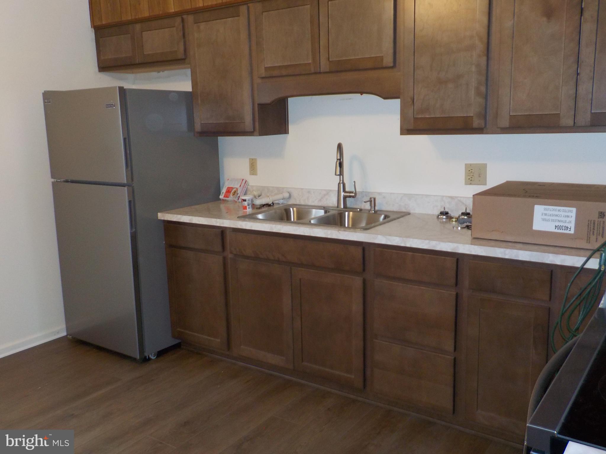 395 Elder Street Chambersburg, PA 17201 - Photo 3 of 7 Kitchen