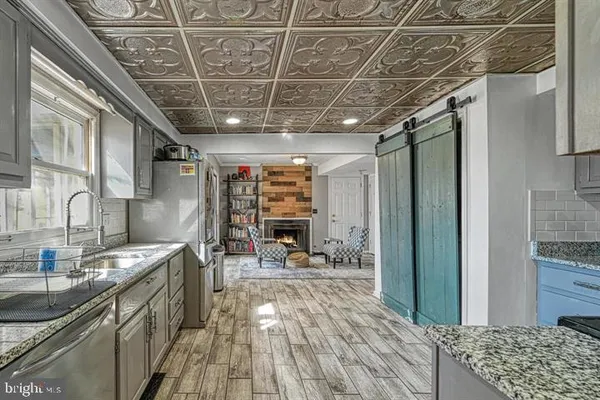 a view of a storage & utility room