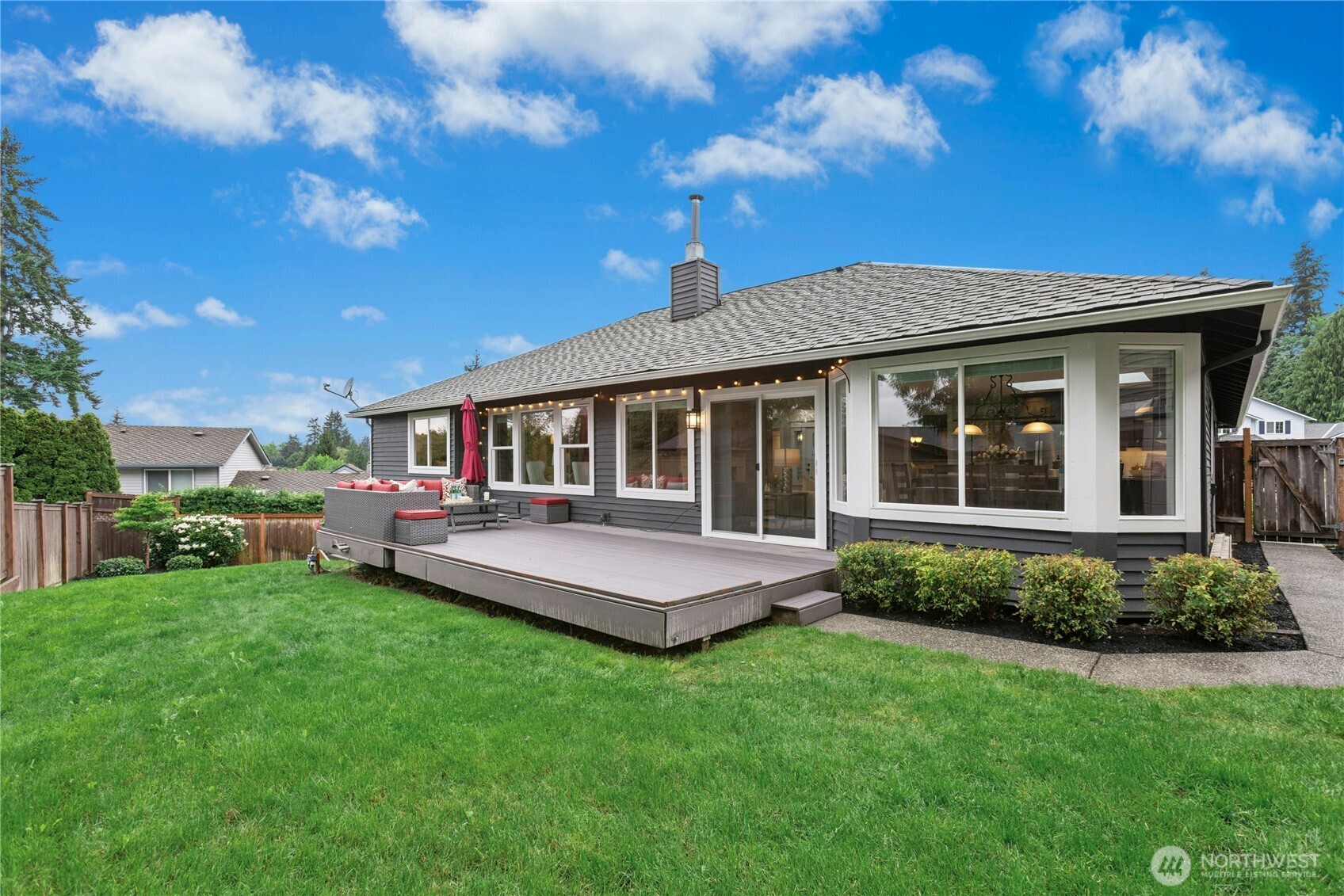 4909 Northeast 21st Street Renton, WA 98059 - Photo 28 of 40
