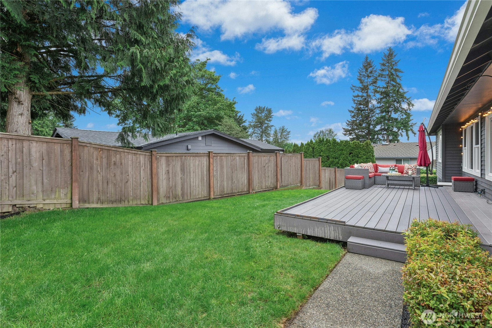 4909 Northeast 21st Street Renton, WA 98059 - Photo 31 of 40