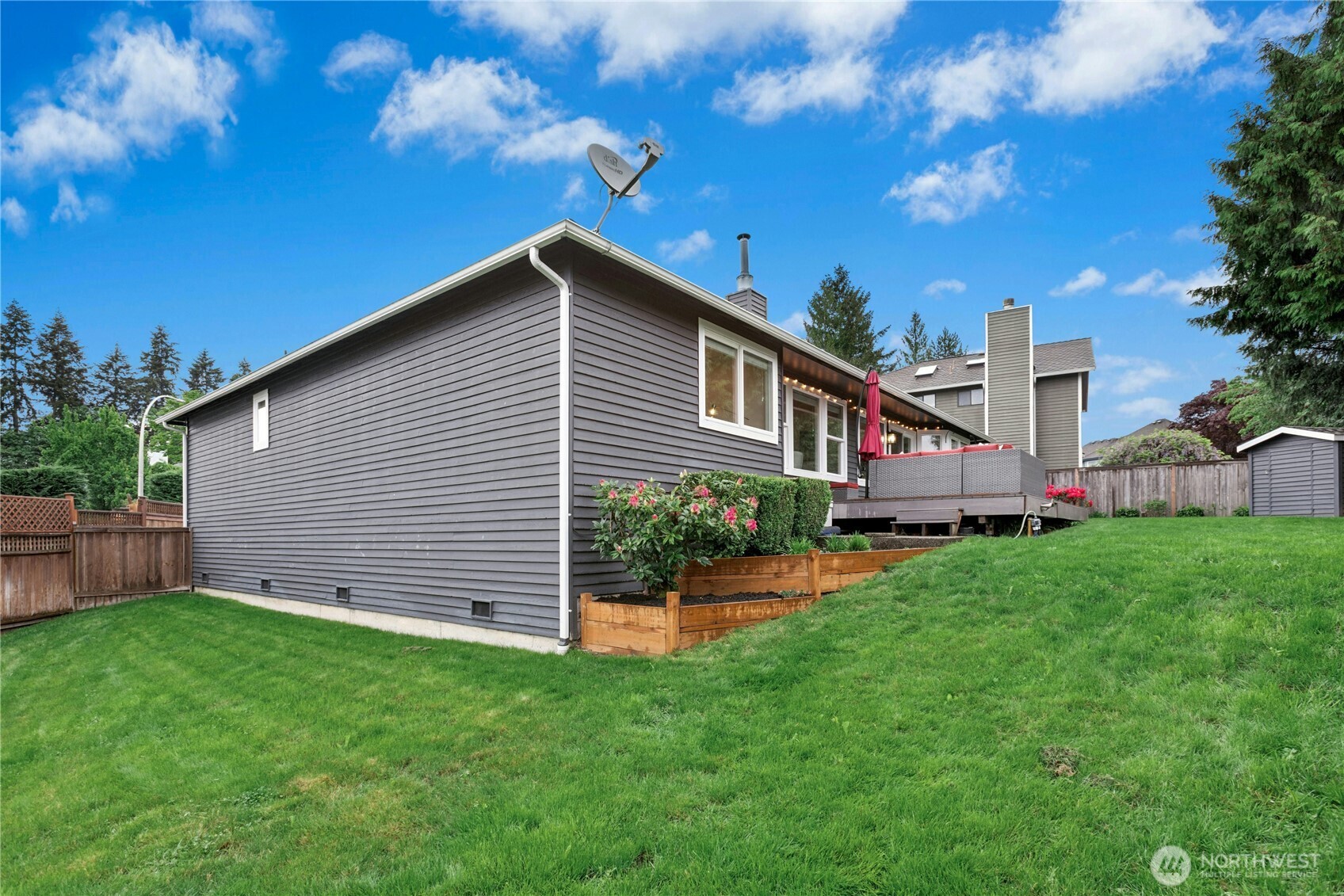 4909 Northeast 21st Street Renton, WA 98059 - Photo 33 of 40
