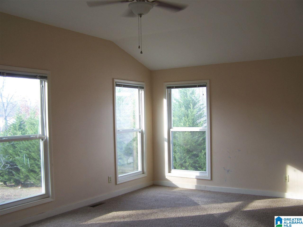 703 Ridgeway Drive Oneonta, AL 35121 - Photo 10 of 21