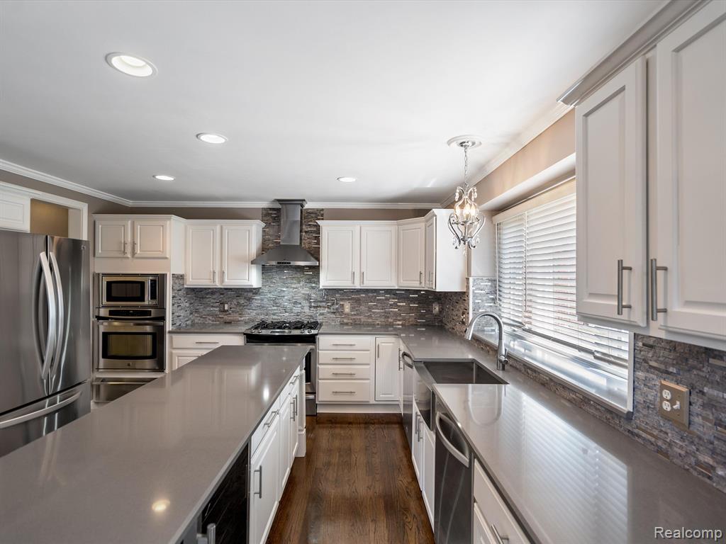 1262 Tulberry Circle Rochester, MI 48306 - Photo 20 of 50