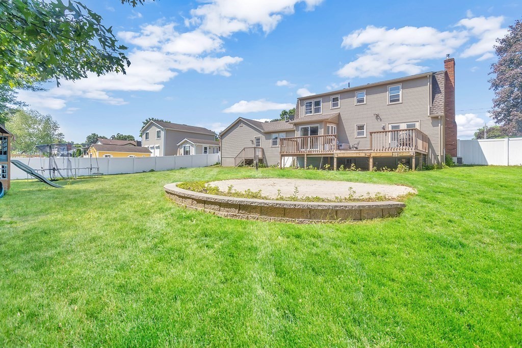 243 Basil Road Chicopee, MA 01020 - Photo 30 of 35 Gallery Image 30