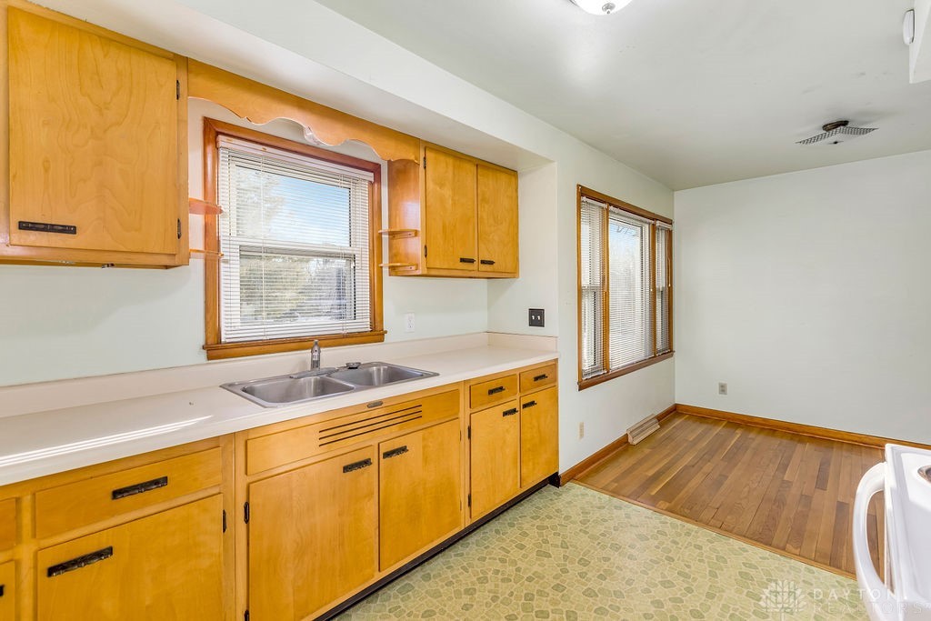 2925 Lantz Road Beavercreek, OH 45434 - Photo 12 of 31 Gallery Image 12