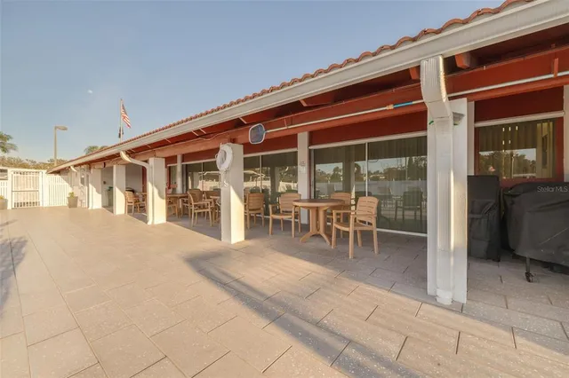 $200,000 | 29250 US Highway 19 North, Unit 537, Clearwater, FL 33761