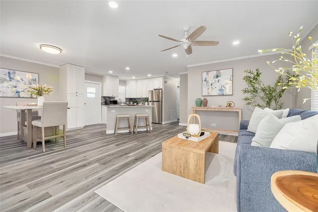 $200,000 | 29250 US Highway 19 North, Unit 537, Clearwater, FL 33761