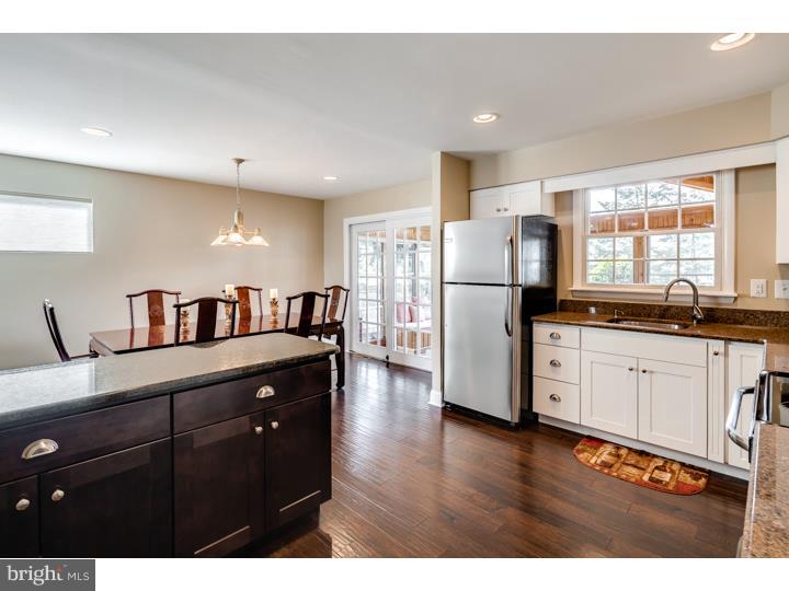 408 Yorkshire Road Cherry Hill, NJ 08034 - Photo 6 of 23 Kitchen