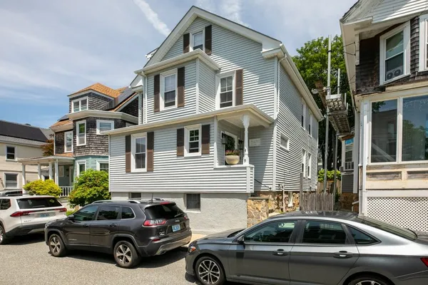 $4,500 | 9 Dartmouth Street, Newport, RI 02840