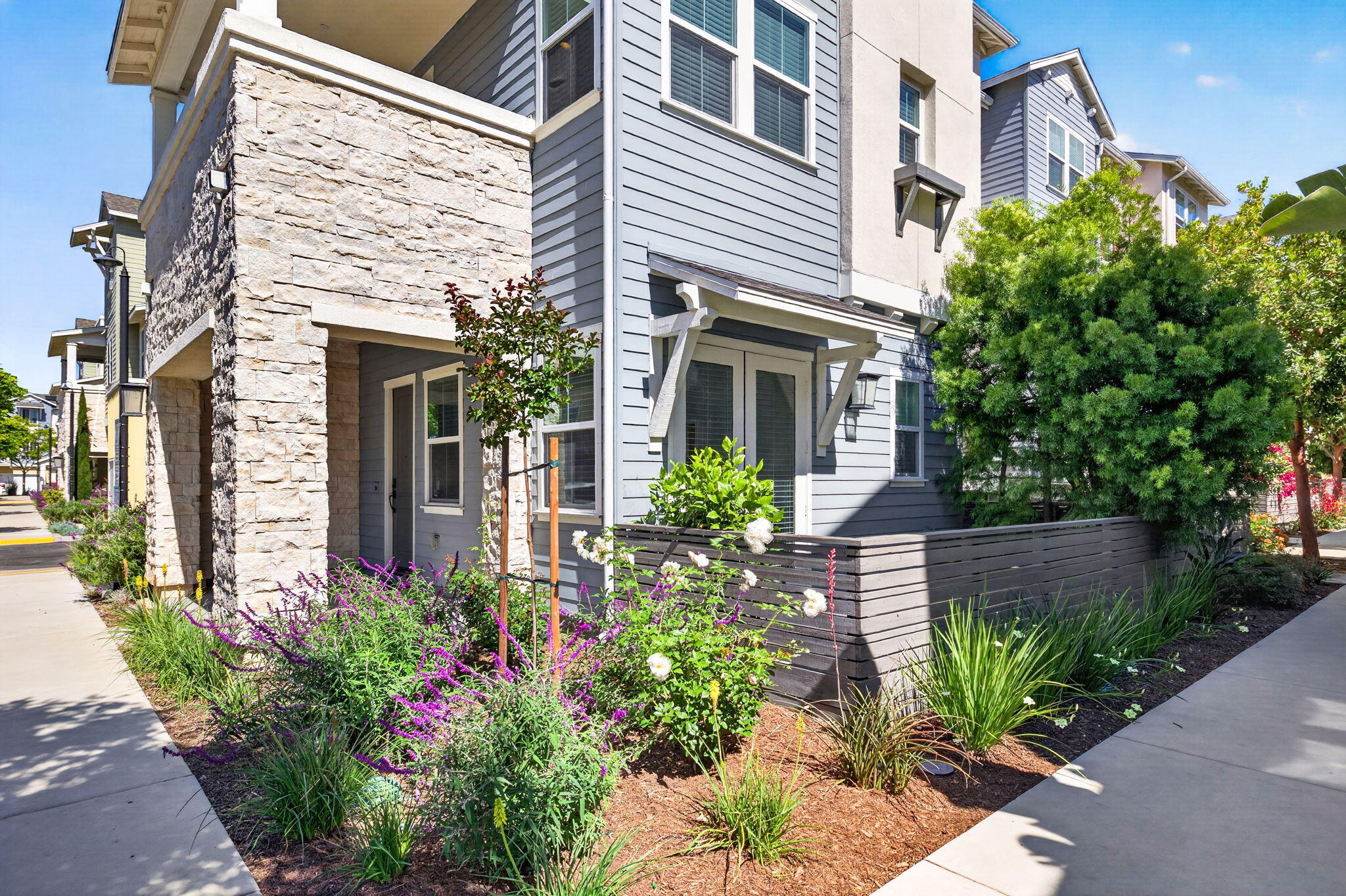 5680 Surfrider Way, Unit 101 Goleta, CA 93117 - Photo 5 of 37 Front Exterior