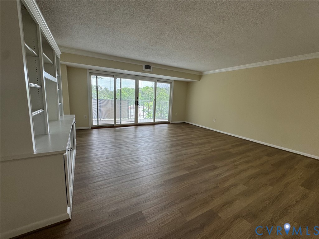 2956 Hathaway Road, Unit U404 Richmond, VA 23225 - Photo 4 of 24 Sliding glass doors to large private balcony