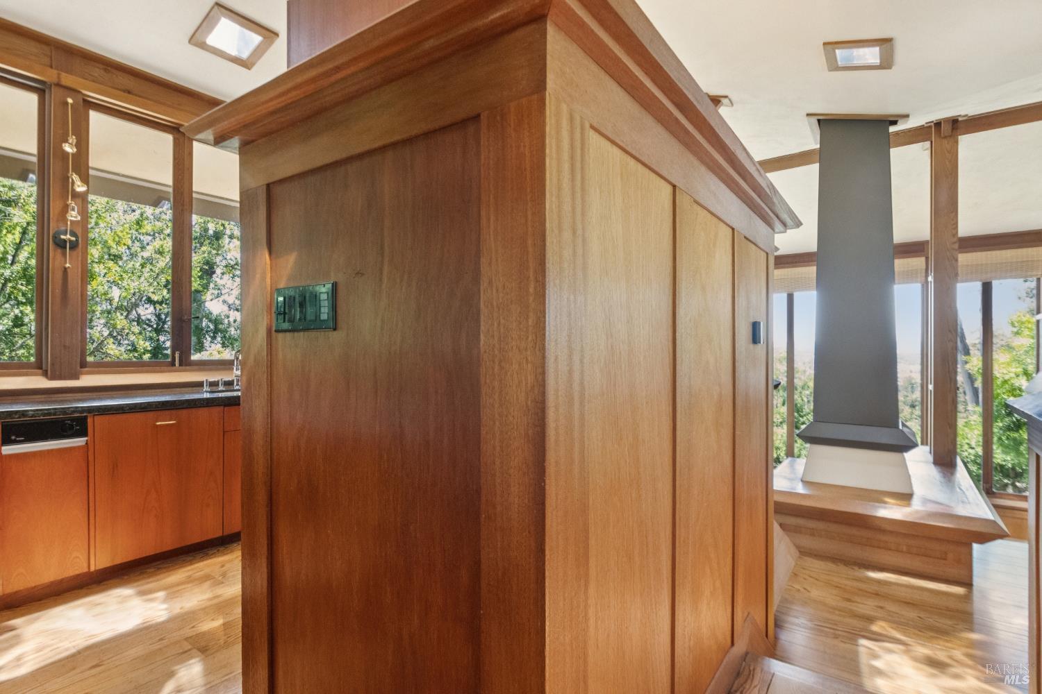 335 Highland Avenue San Rafael, CA 94901 - Photo 42 of 98